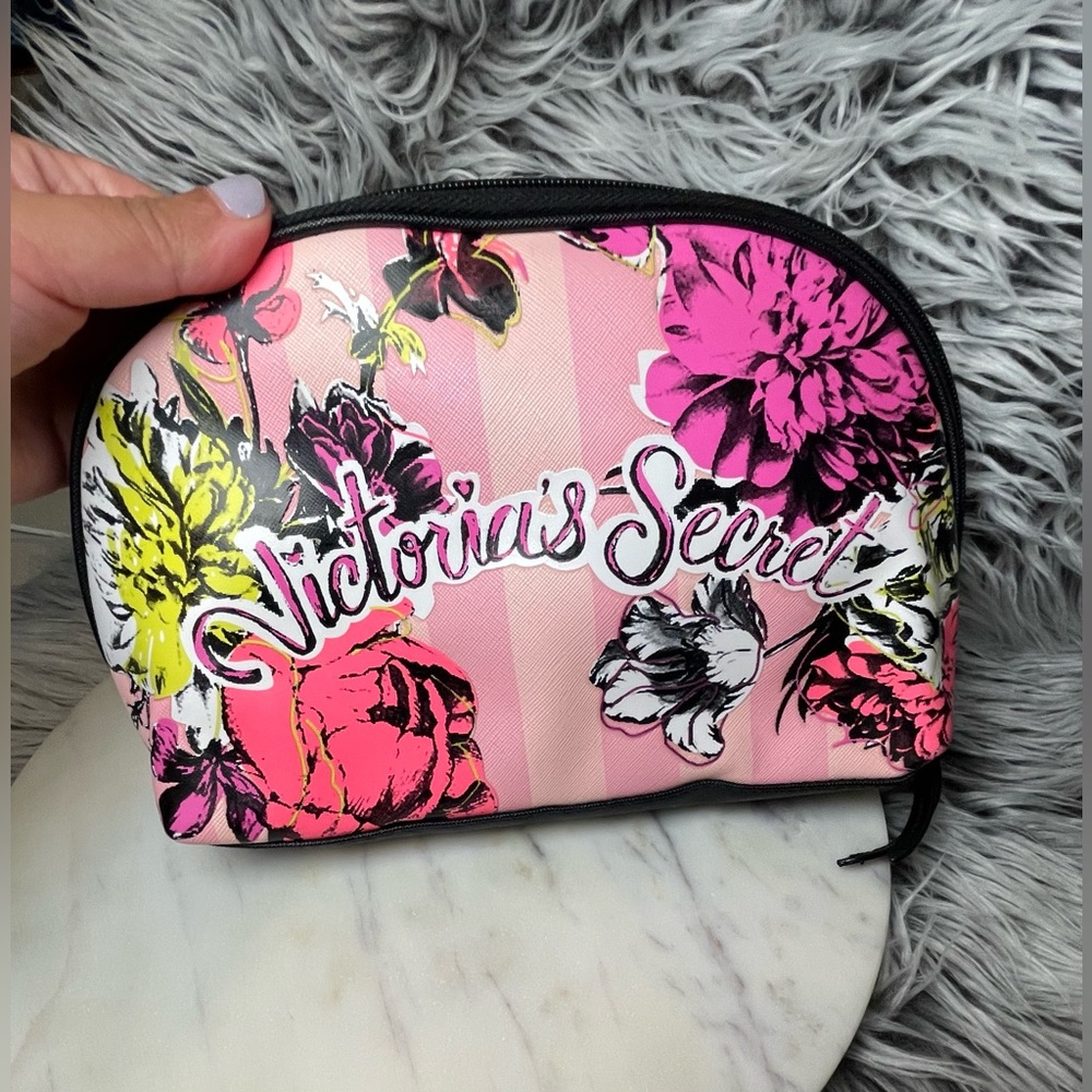 Victoria’s Secret Makeup Bag and Fragrance Bundle Lot - Picture 4 of 8